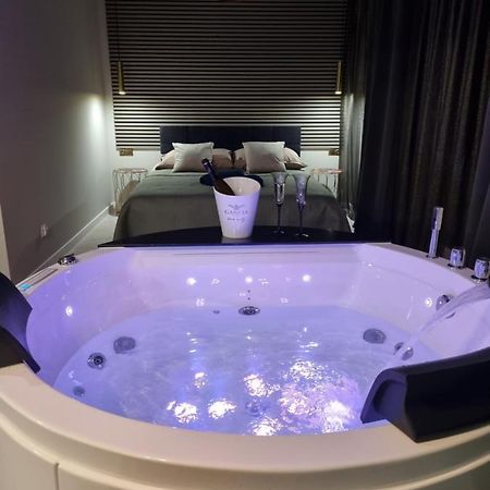 Apartament Jacuzzi Краков Экстерьер фото