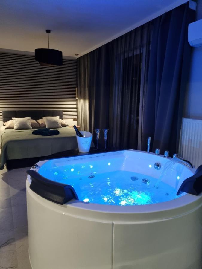 Apartament Jacuzzi Краков Экстерьер фото