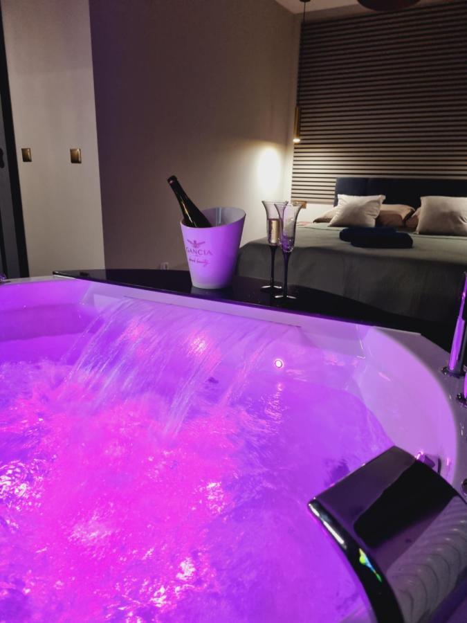 Apartament Jacuzzi Краков Экстерьер фото