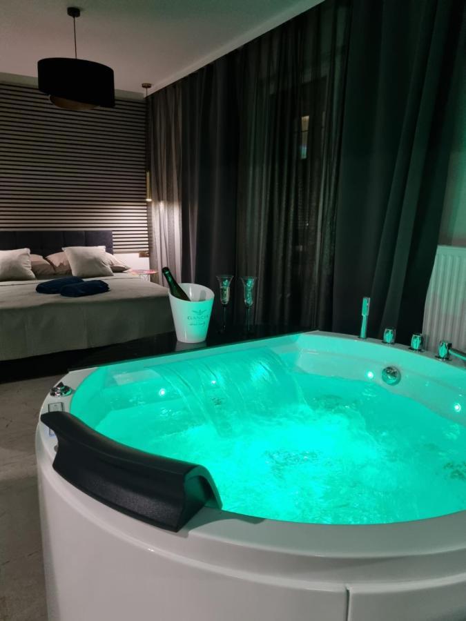 Apartament Jacuzzi Краков Экстерьер фото